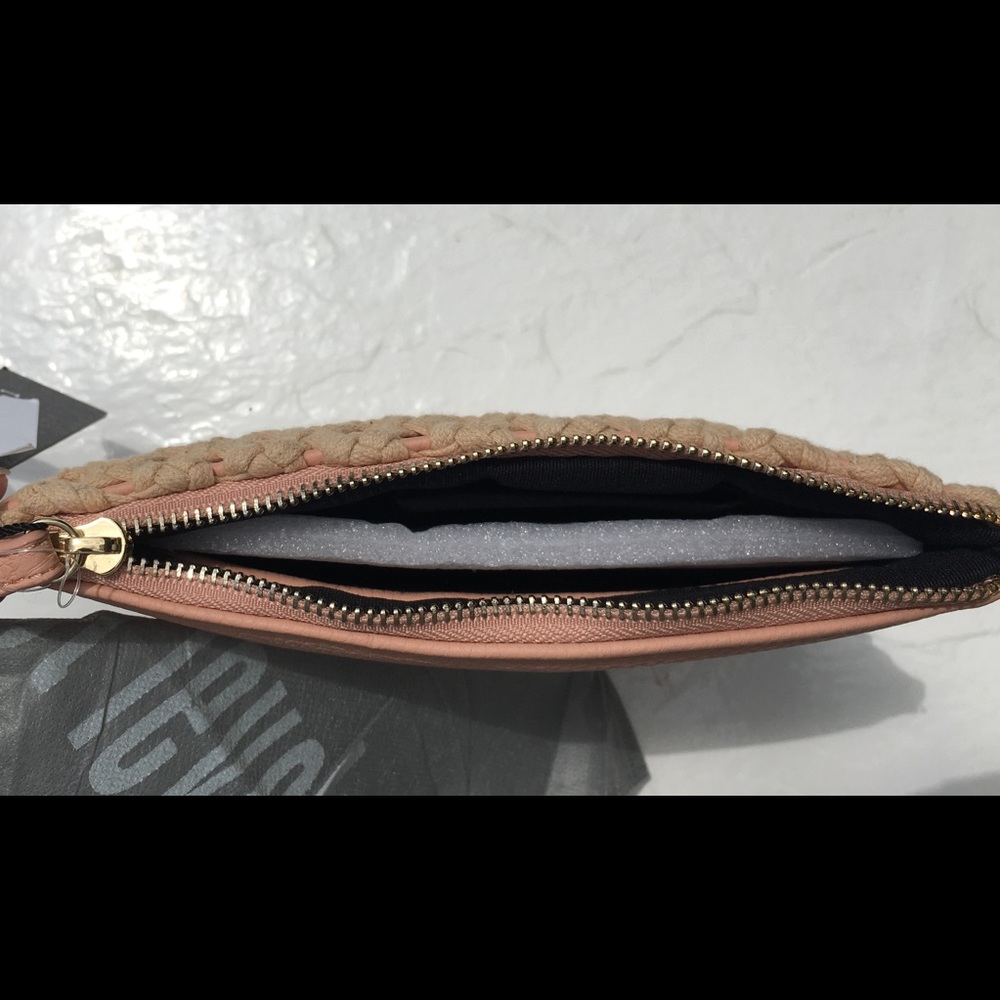 Street Level Women's Pink Wristlet with Dust Bag - Picture 5 of 7